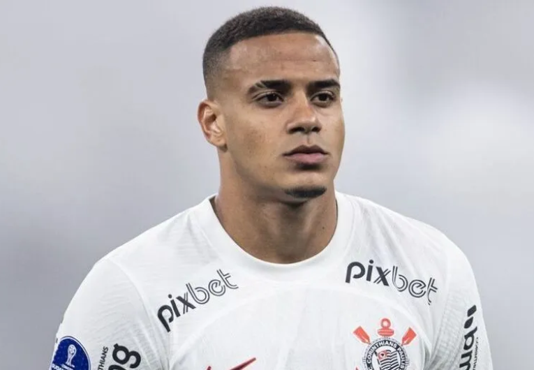 imagem da materia: Corinthians descobre erro em cláusula da venda de Murilo