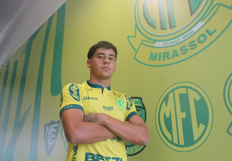 imagem da materia: José Aldo fala sobre adaptação e múltiplas funções em campo