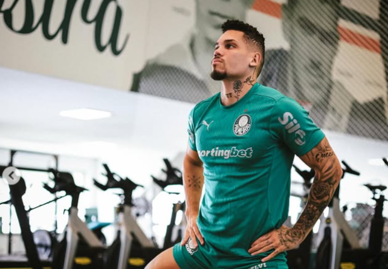 imagem da materia: Em recuperação, Paulinho valoriza apoio no Palmeiras
