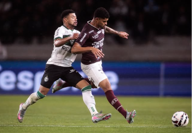 imagem da materia: AFE é goleada pelo Coritiba e perde sequência positiva