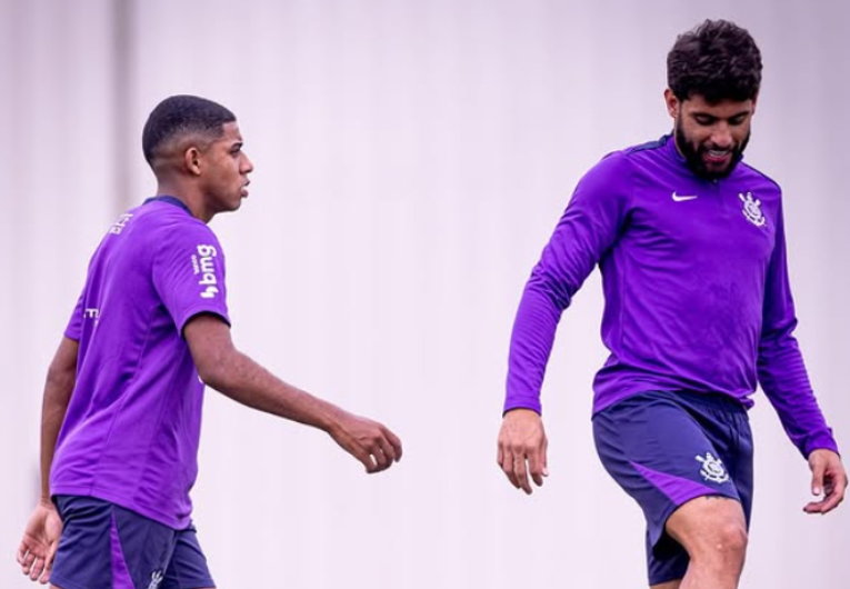 imagem da materia: Elenco curto faz Corinthians recorrer à base