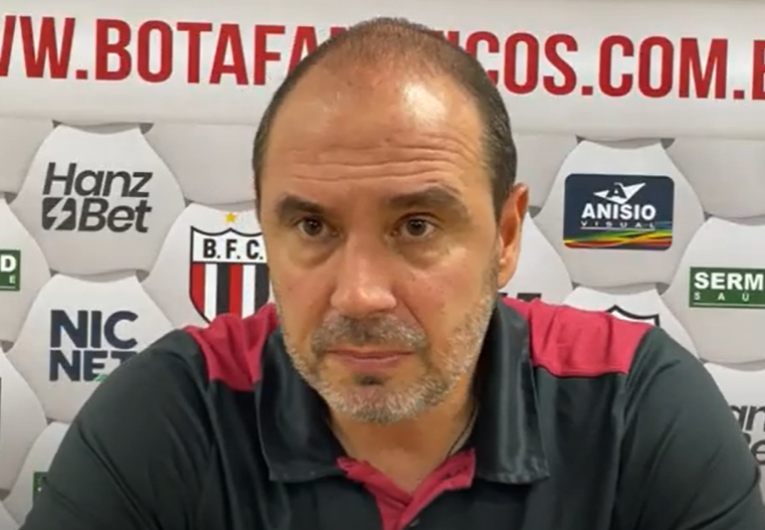 imagem da materia: Allan Aal pede foco e confiança após derrota para o CRB