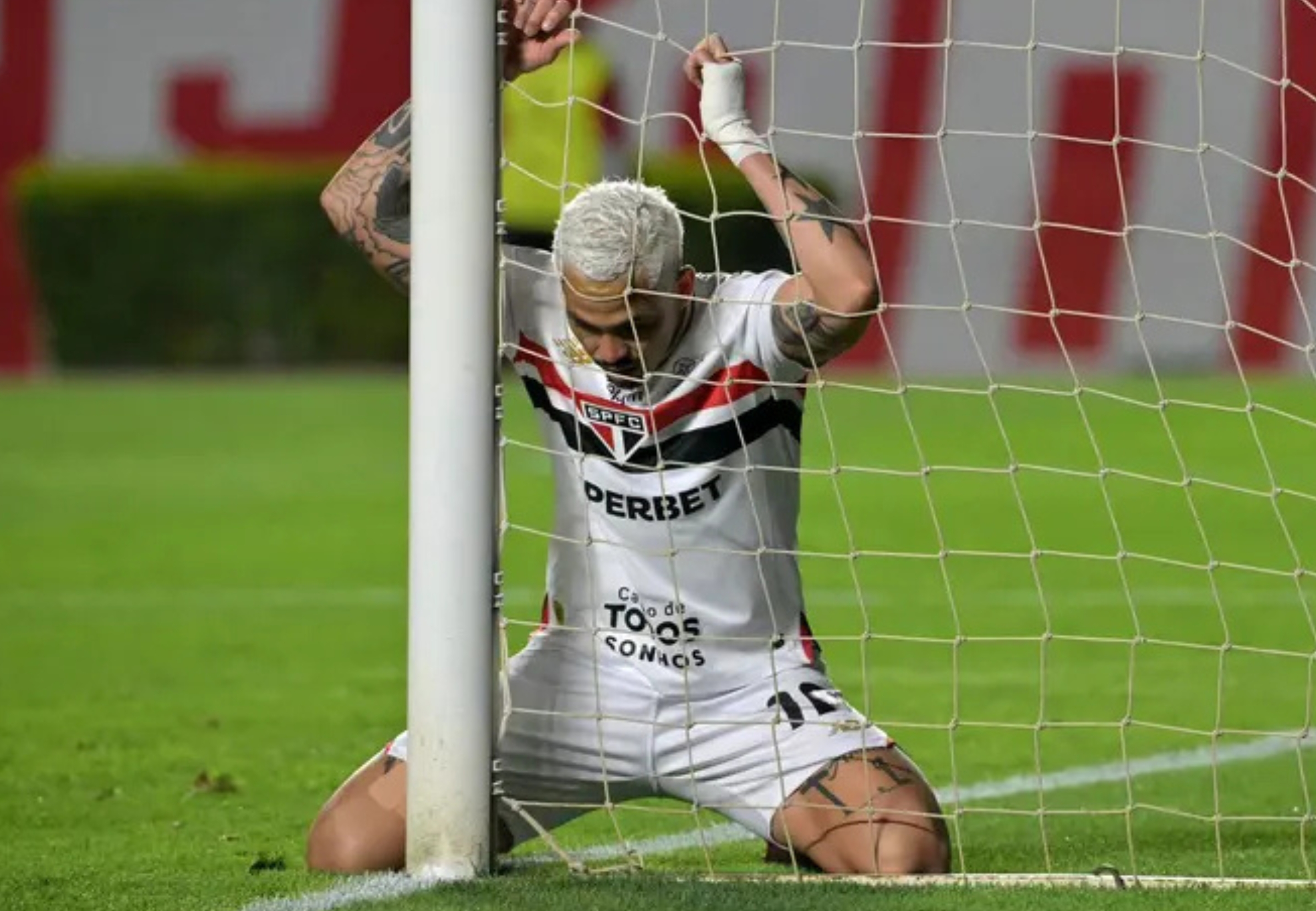 imagem da materia: Sequência ruim pressiona São Paulo no confronto com o Ceará