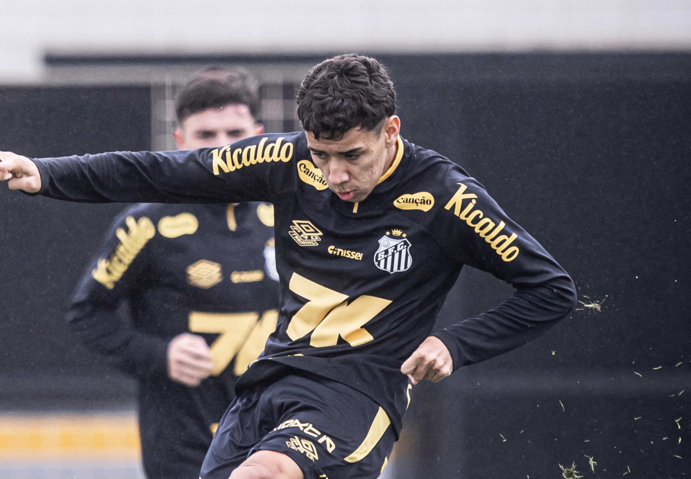 imagem da materia: Gabriel Bontempo segue fora e não enfrenta o Grêmio