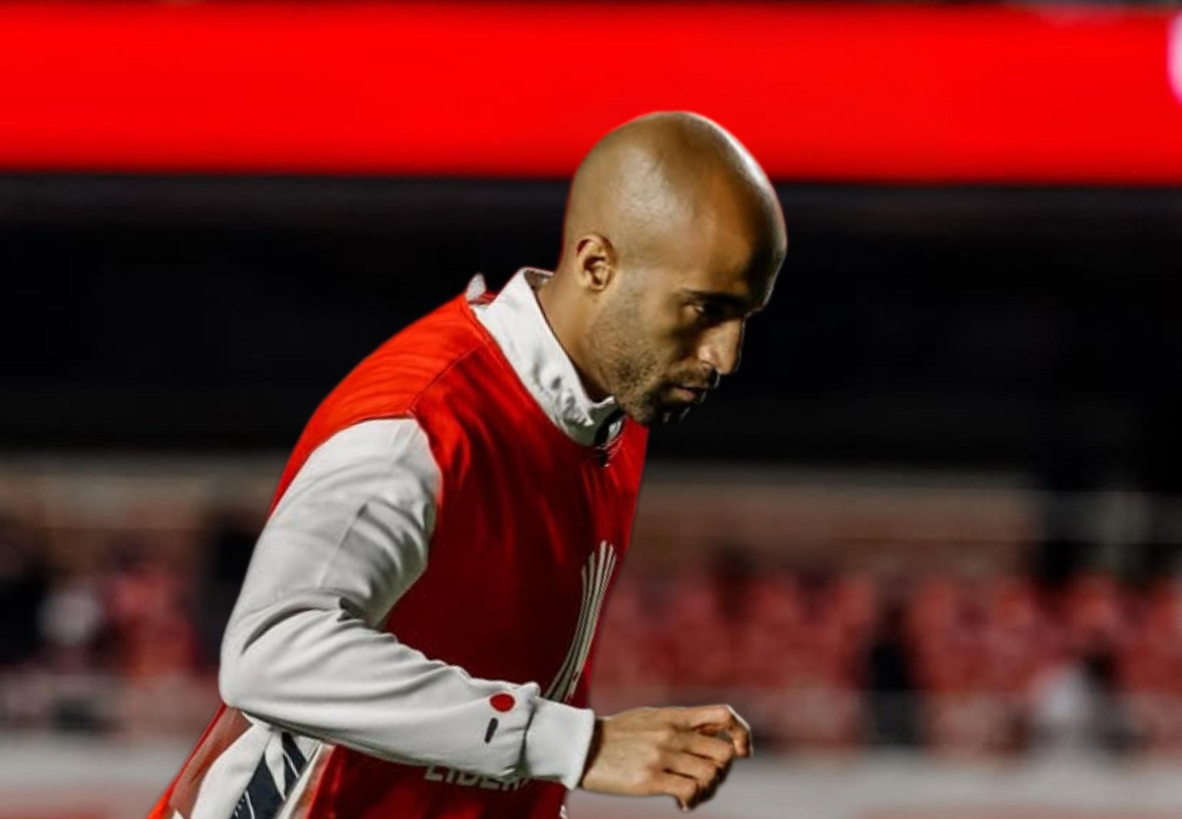 imagem da materia: Lucas volta a atuar pelo São Paulo após mais de um mês