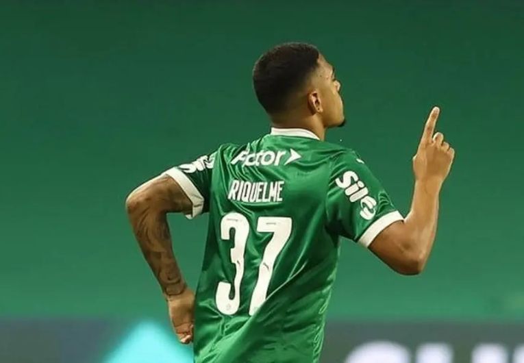 imagem da materia: Palmeiras recusa R$ 60 milhões do Zenit por Riquelme