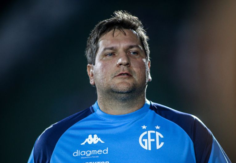imagem da materia: Técnico do Guarani pede apoio da torcida em jogo decisivo