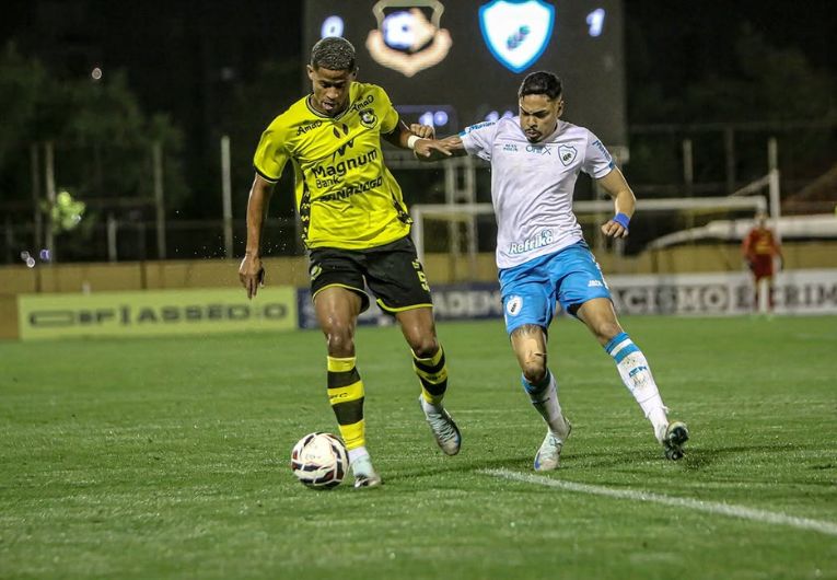 imagem da materia: São Bernardo busca empate contra Londrina na Série C