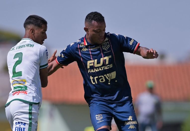 imagem da materia: Francana e Grêmio Prudente empatam em jogo de ida em Franca