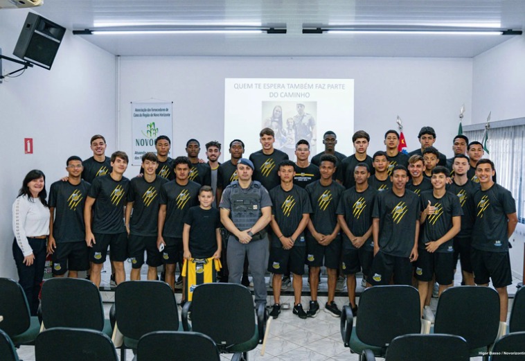 imagem da materia: Novorizontino promove palestra para jovens do sub-17