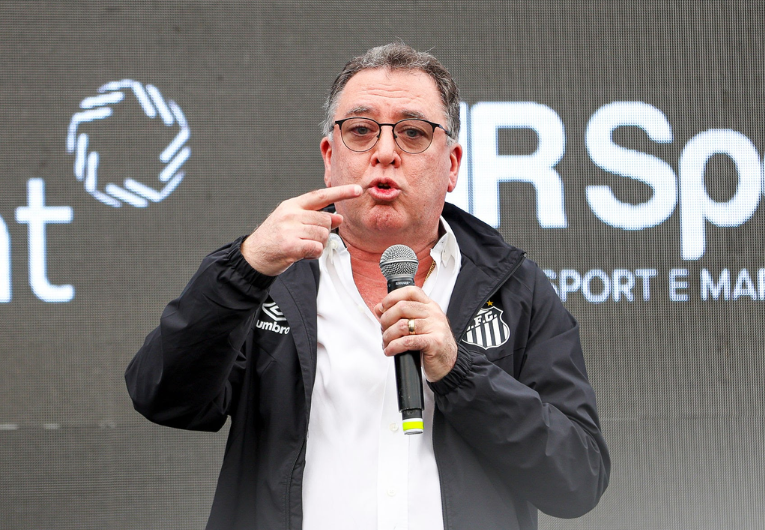 imagem da materia: Santos enfrenta dívida próxima a R$ 1 bilhão