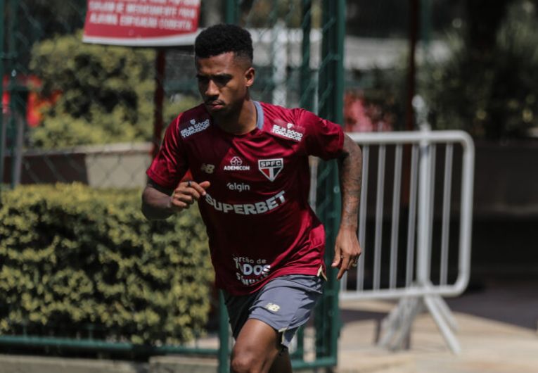 imagem da materia: São Paulo terá novidades para duelo com o Fortaleza