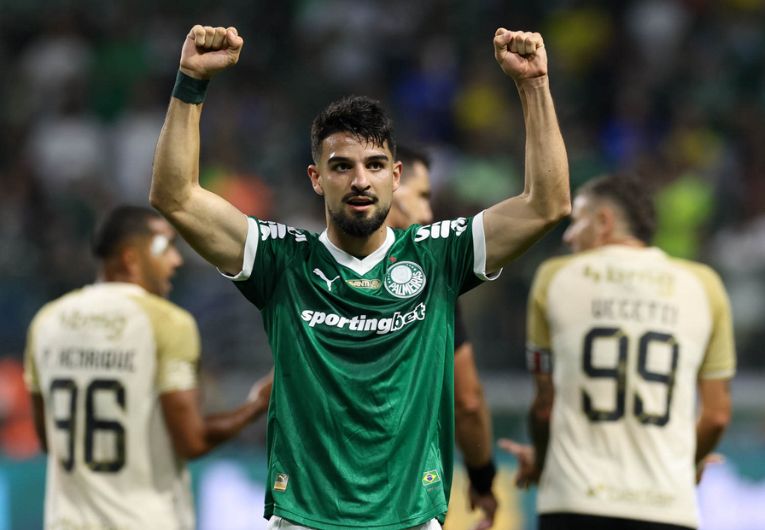 imagem da materia: Palmeiras conquista vitória importante em rodada decisiva