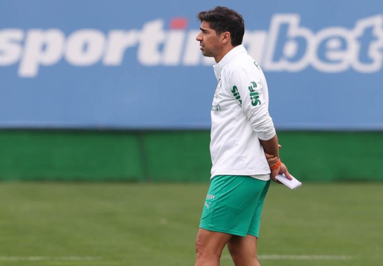 imagem da materia: Palmeiras foca no clássico diante do São Paulo