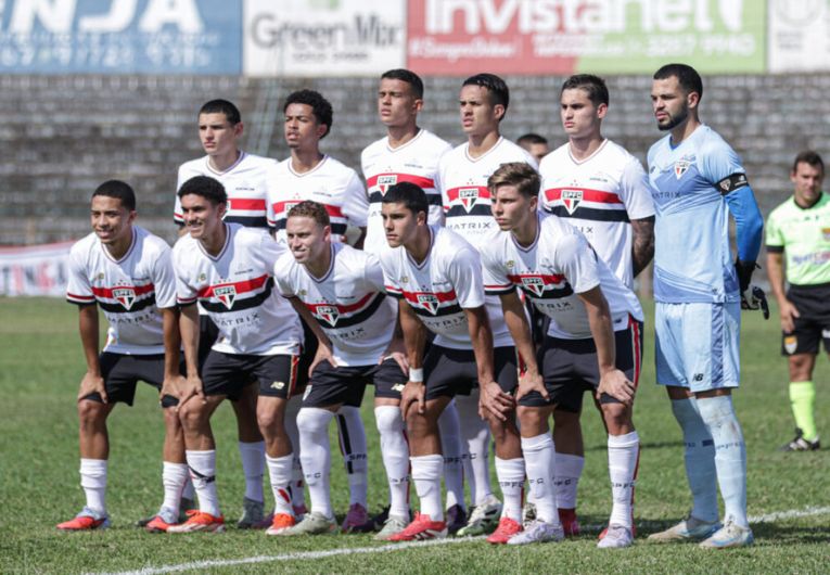 imagem da materia: São Paulo empata sem gols com a Ferroviária