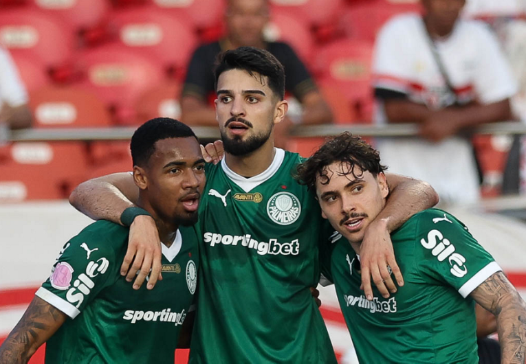 imagem da materia: Palmeiras é obrigado a fazer rodízio contra Juventude