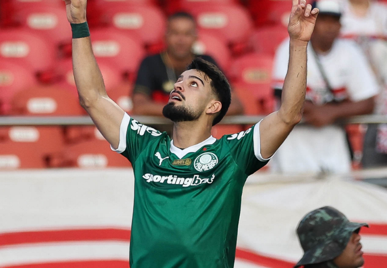 imagem da materia: Flaco López vive temporada mais artilheira da carreira