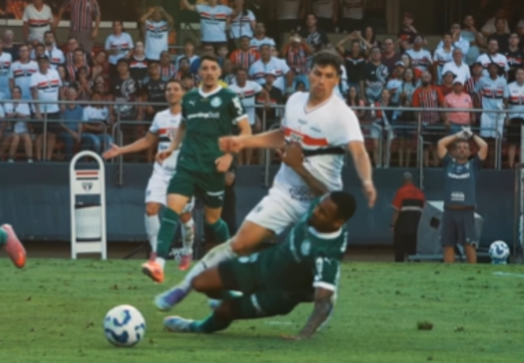 imagem da materia: CBF aguarda aval da FIFA para liberar áudios do Choque-Rei