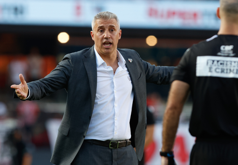 imagem da materia: São Paulo tem campanha desapontante contra equipes do G-6