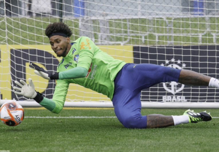 imagem da materia: Hugo Souza será titular na Seleção Brasileira