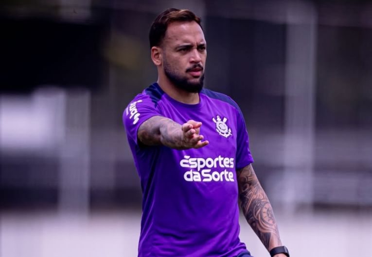 imagem da materia: Corinthians realiza treino tático visando o Santos