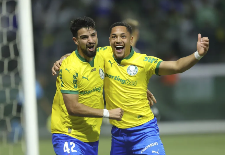 imagem da materia: Palmeiras volta a contar com atacante contra o Red Bull Bragantino