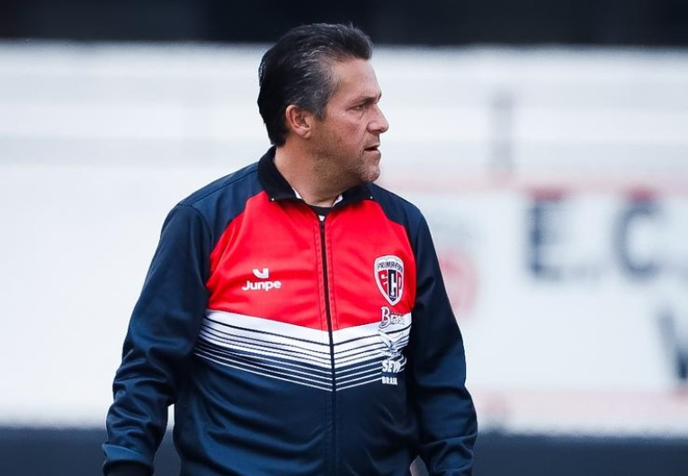 imagem da materia: “A expulsão mudou o contexto do jogo”, diz Marchiori