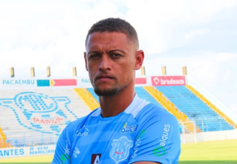 imagem da materia: Marília anuncia zagueiro com rodagem internacional para 2026