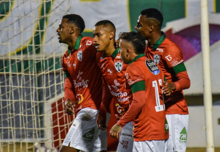 imagem da materia: Portuguesa pode jogar Copa do Brasil em caso de título da Ponte