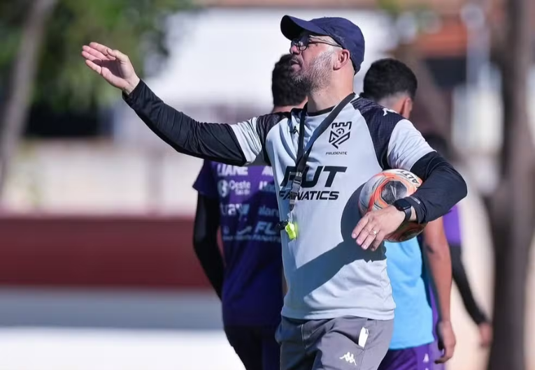 imagem da materia: Rogério mira a elite e projeta Série A2 mais desafiadora