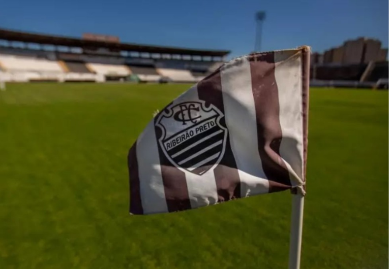 imagem da materia: Raiz Comercialina volta a propor SAF e plano ao Comercial