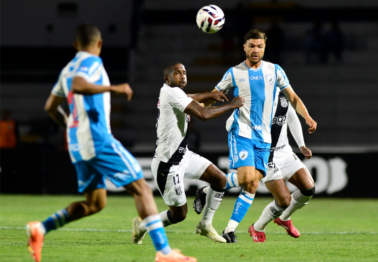 imagem da materia: Ponte Preta decide título da Série C contra o Londrina