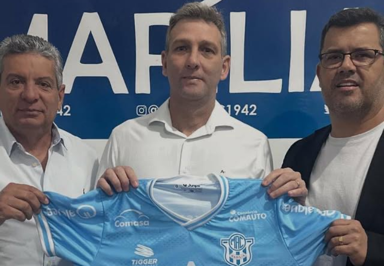 imagem da materia: Ricardo Costa é apresentado oficialmente no Marília para 2026