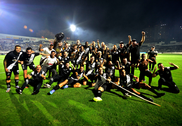 imagem da materia: Ponte Preta é a única a fazer o 