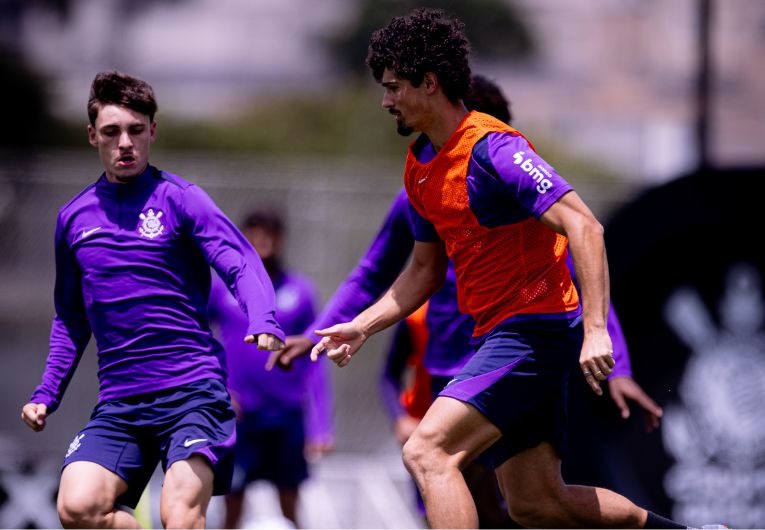 imagem da materia: Corinthians realiza treinos técnicos nesta terça-feira