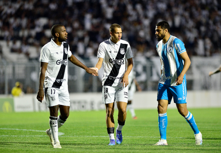 imagem da materia: Ponte Preta quer repetir resultado e desafia sequência do Londrina