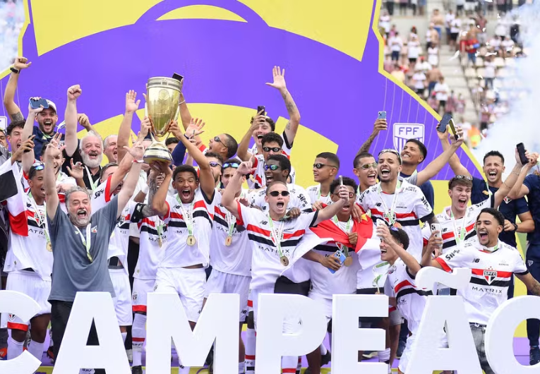 imagem da materia: Três clubes paulistas aparecem em ranking de melhores bases do mundo