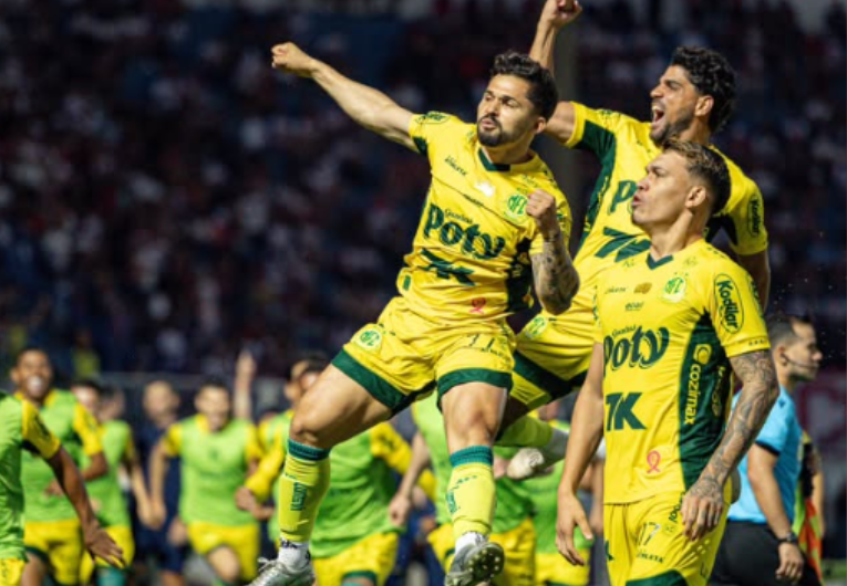 imagem da materia: Mirassol atropela o São Paulo com gol relâmpago e lei do ex