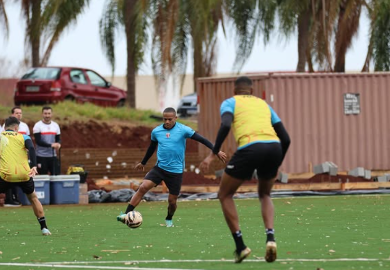 imagem da materia: Botafogo-SP busca solidez defensiva na Série B