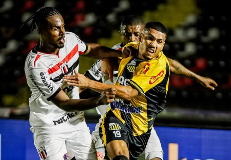 imagem da materia: Visando duelo com Botafogo, Tigre está invicto contra times do Z-4