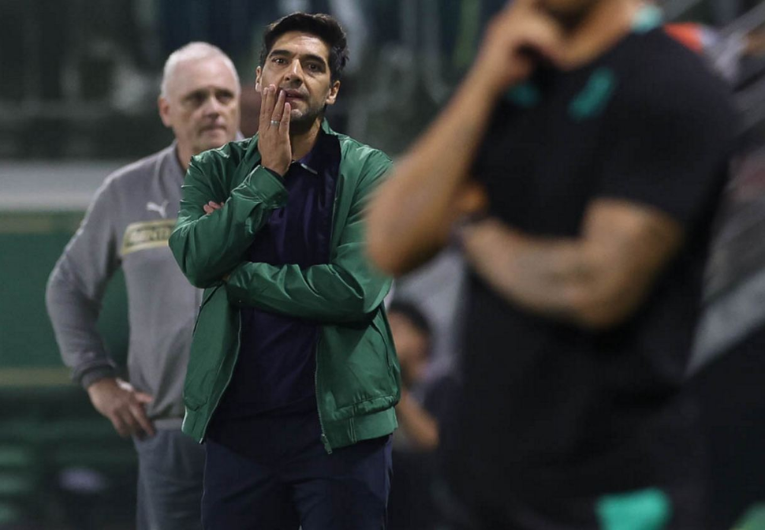 imagem da materia: Abel cobra torcida: 