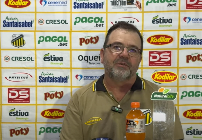 imagem da materia: Enderson cita dificuldades e valoriza empate do Novorizontino