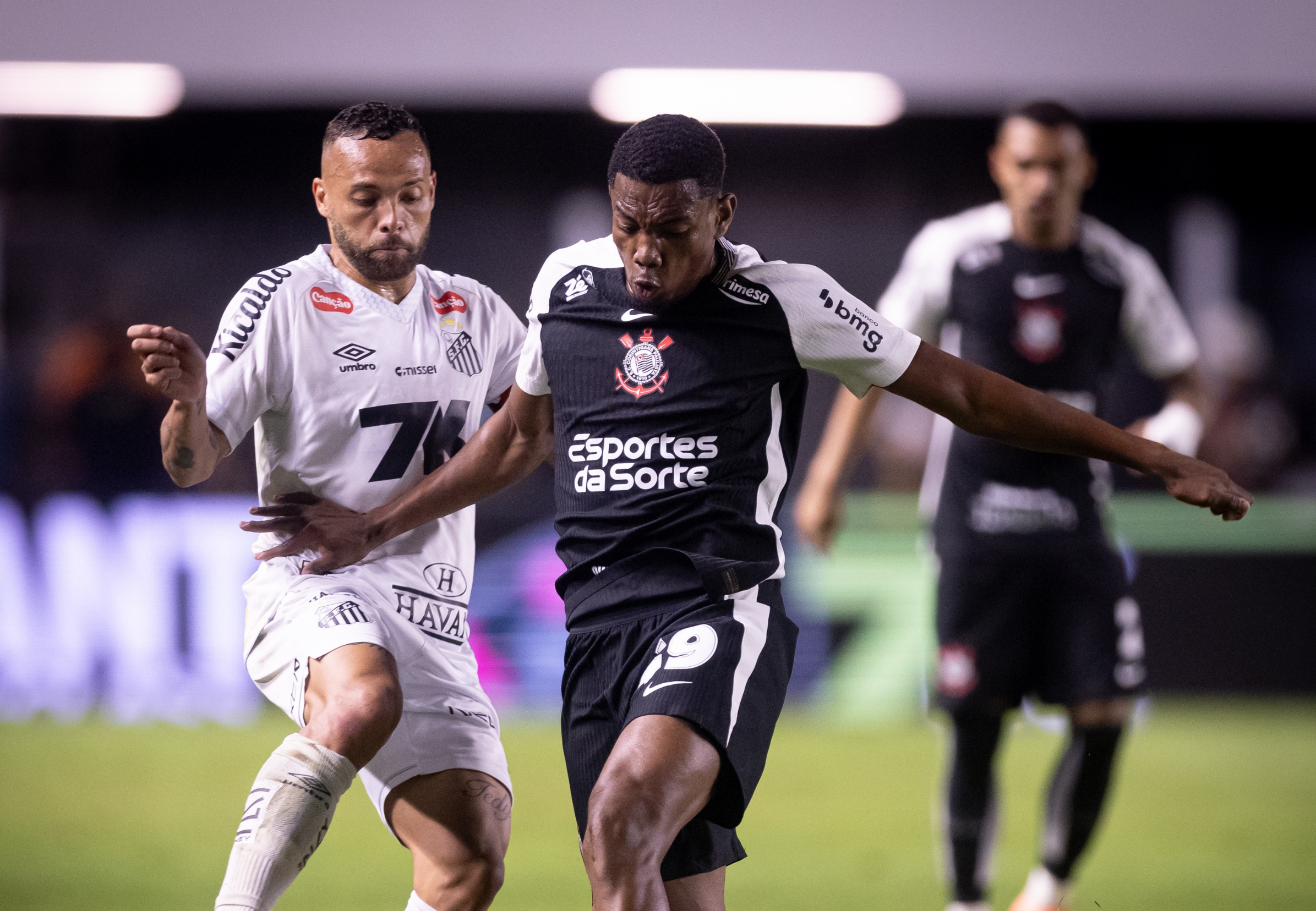 imagem da materia: Corinthians busca reação urgente após derrota no clássico