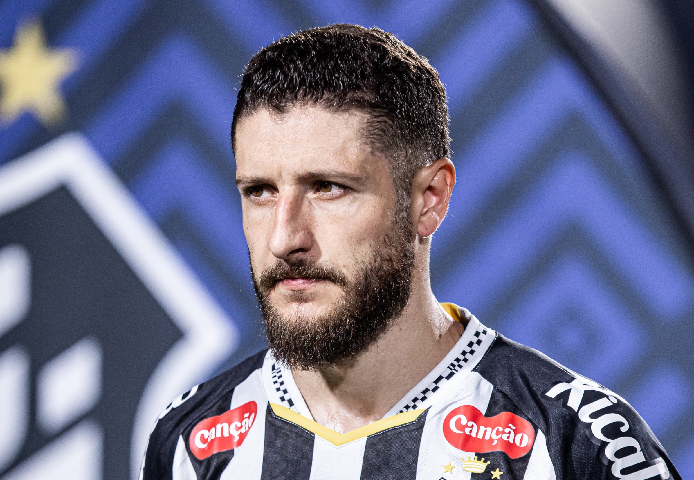 imagem da materia: Zé Rafael desfalca Santos contra Botafogo