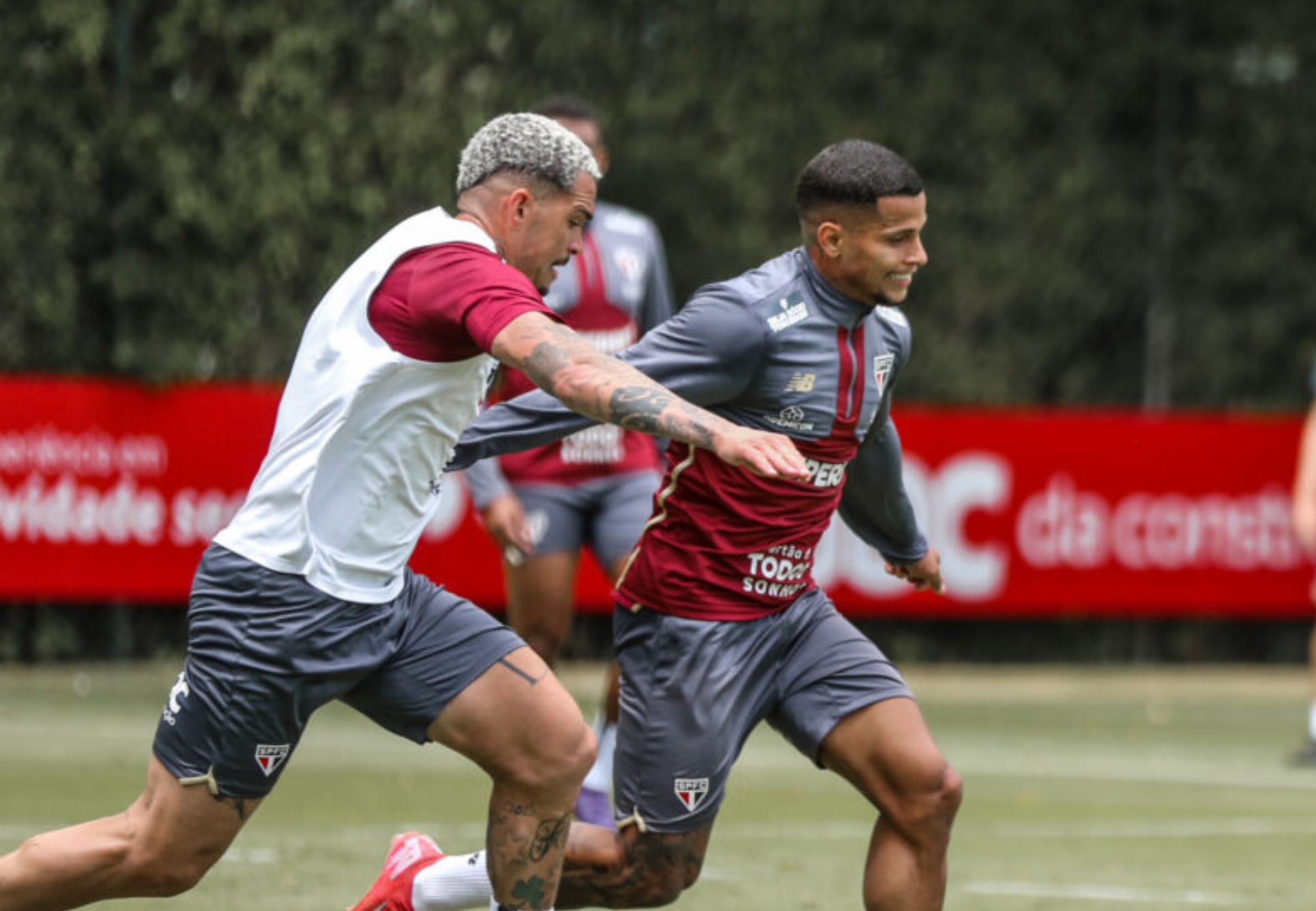 imagem da materia: São Paulo aposta em cansaço do Bahia na crise