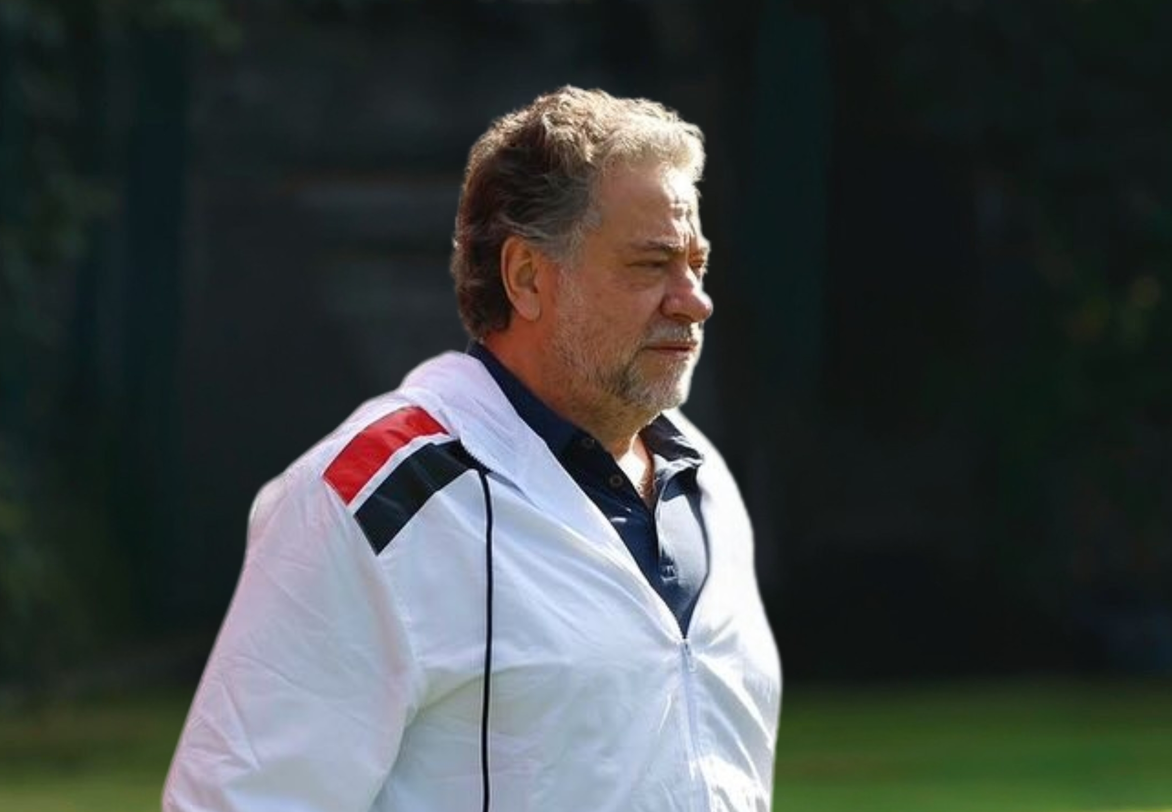 imagem da materia: São Paulo quita uma parcela de direito de imagem atrasado