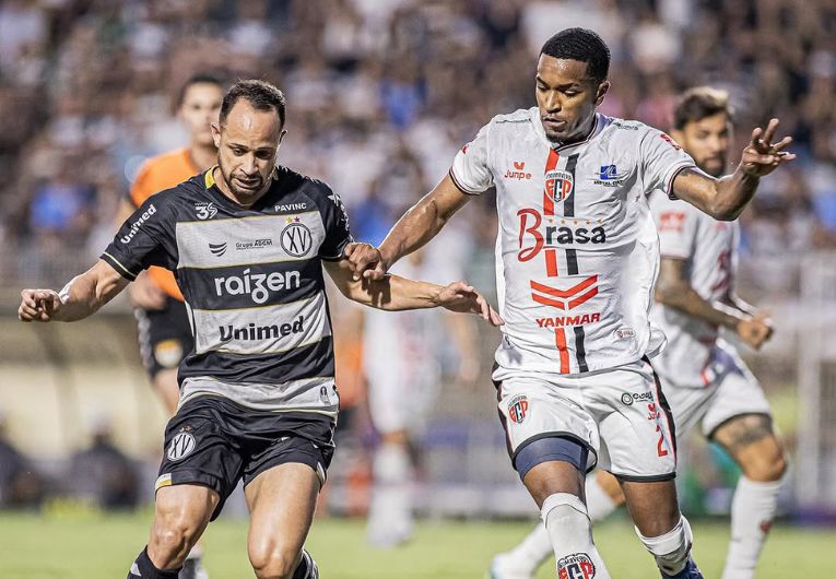 imagem da materia: XV marca nos acréscimos e conquista Copa Paulista contra Primavera