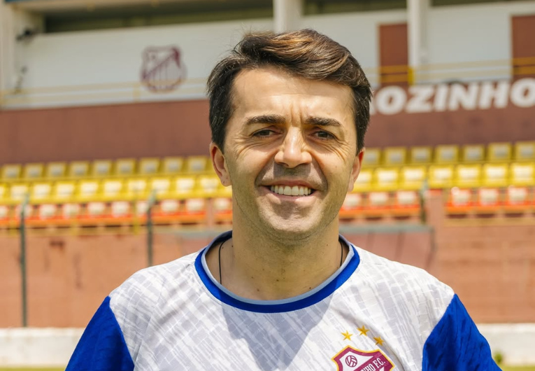 imagem da materia: Sertãozinho acerta com técnico português para 2026