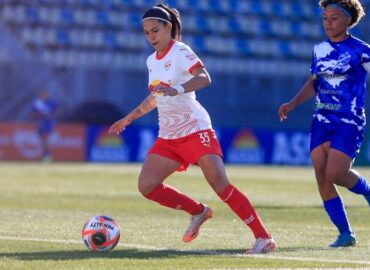 Gaby Santos fala sobre a importância do duelo contra o Taubaté