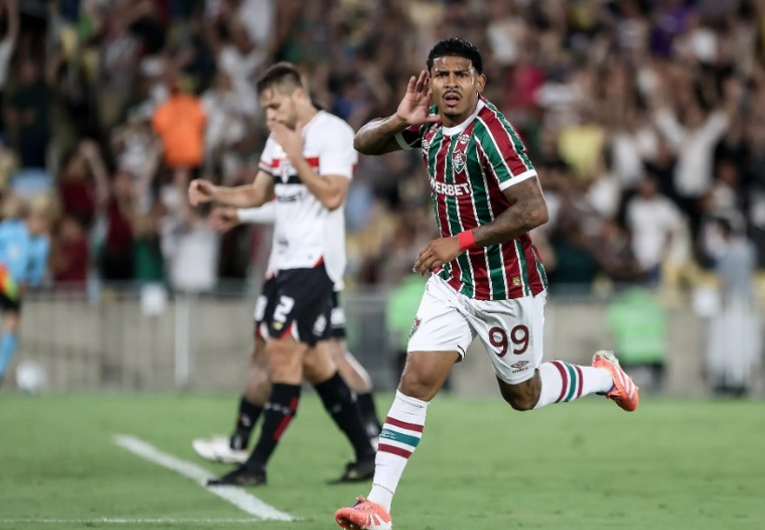 imagem da materia: Após goleada, São Paulo pode ver rival se tornar tetra da Libertadores